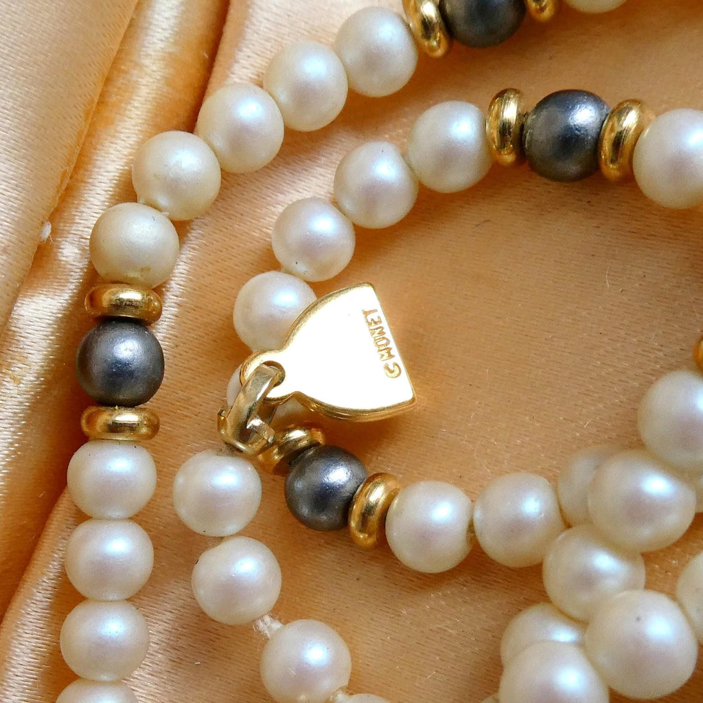 Vintage Monet Glass Pearl Necklace 1980s Dainty Black & White Pearl Matinee Rope