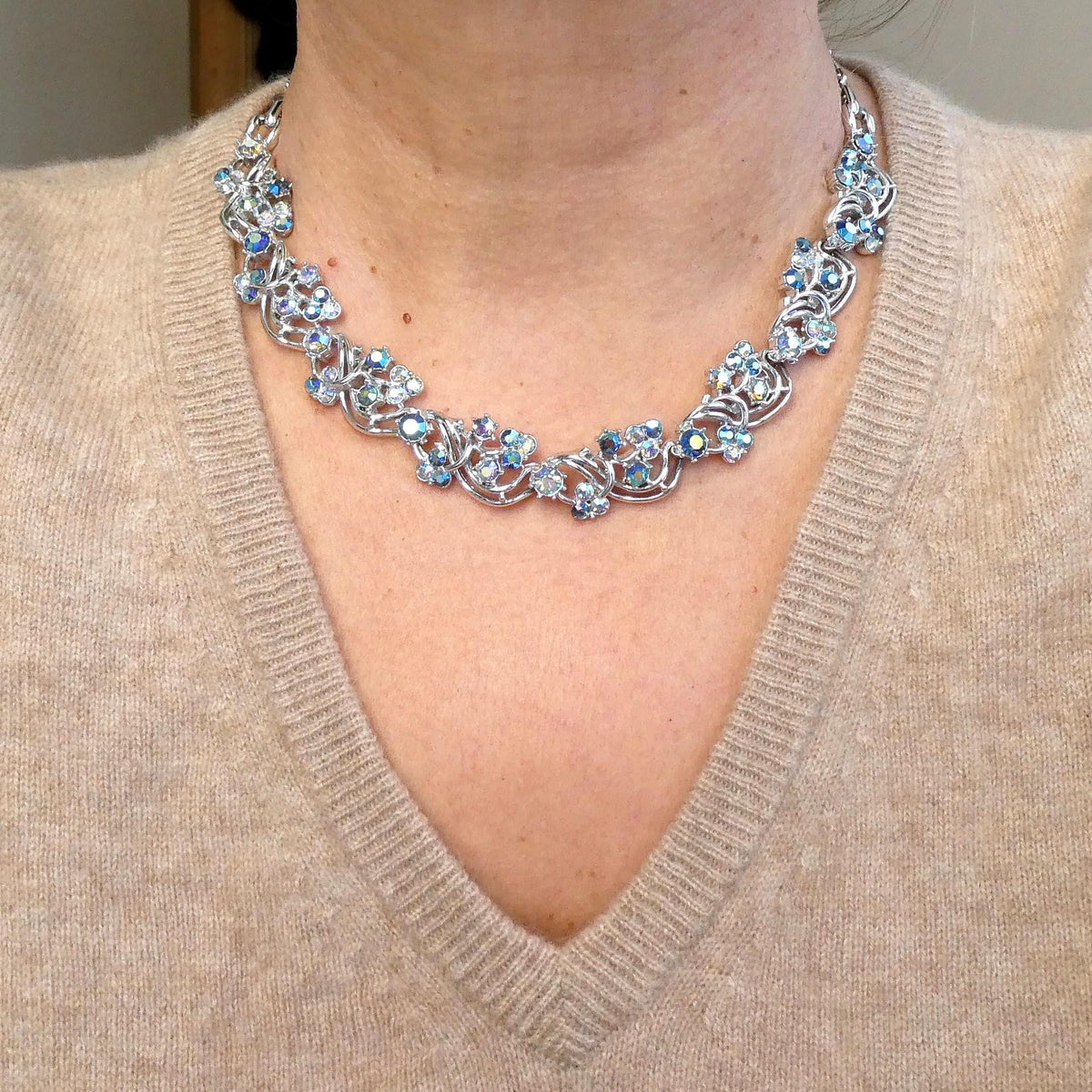 Vintage 1950s Costume Necklace Midcentury Aurora Borealis Crystal Collar, Likely Jewelcraft