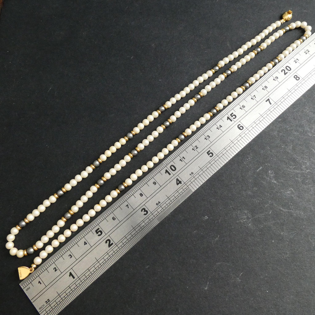 Vintage Monet Glass Pearl Necklace 1980s Dainty Black & White Pearl Matinee Rope