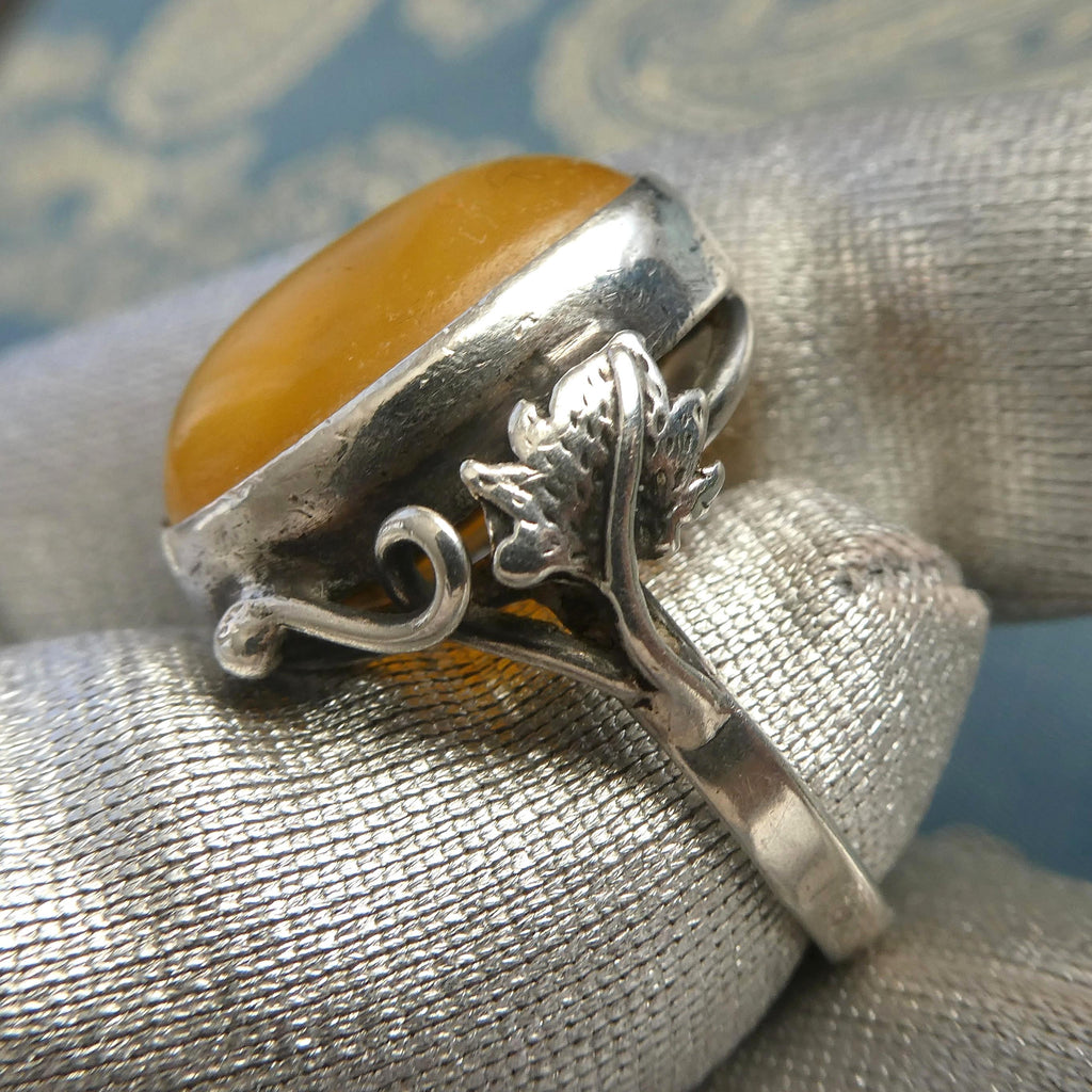 Large 6.6g Baltic Butterscotch Amber Silver Ring, 1990s Artisan Handcrafted Egg Yolk Beeswax Amber