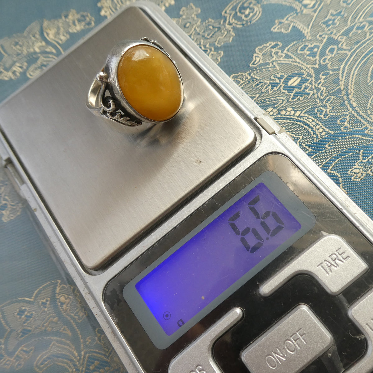 Large 6.6g Baltic Butterscotch Amber Silver Ring, 1990s Artisan Handcrafted Egg Yolk Beeswax Amber
