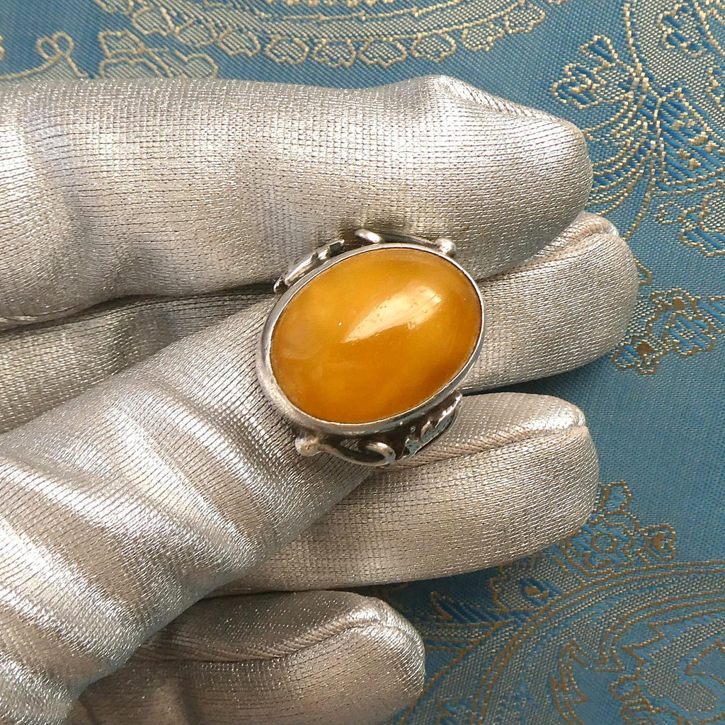 Large 6.6g Baltic Butterscotch Amber Silver Ring, 1990s Artisan Handcrafted Egg Yolk Beeswax Amber