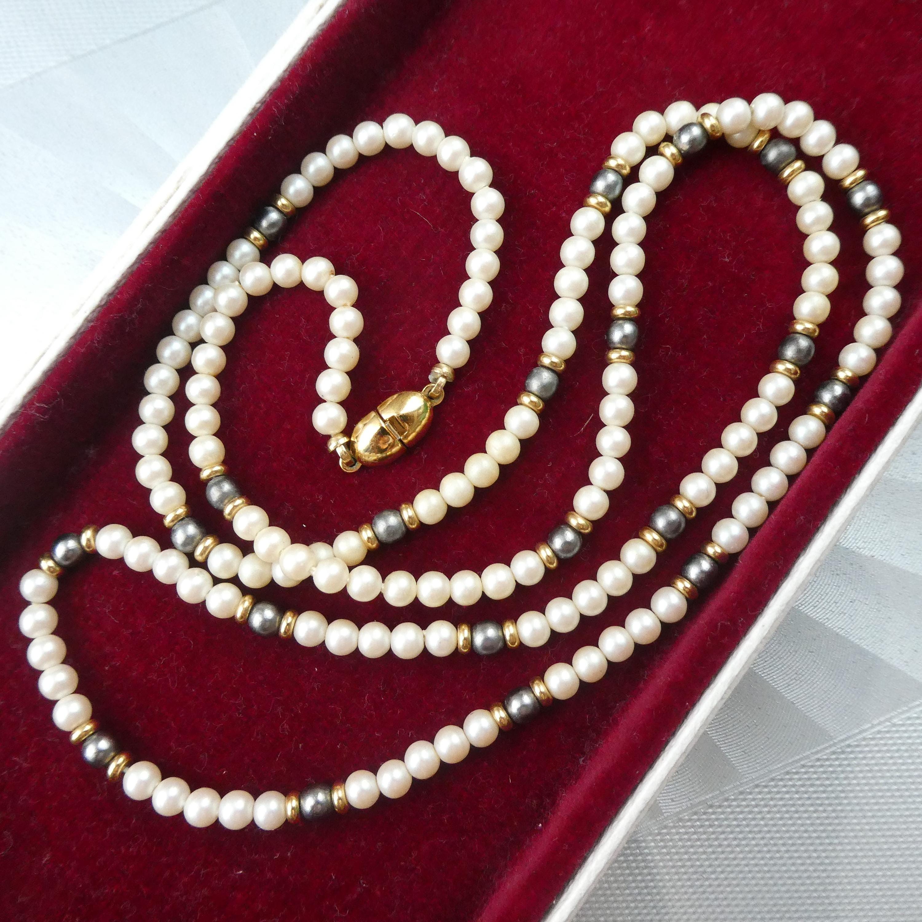 Vintage Monet Glass Pearl Necklace 1980s Dainty Black & White Pearl Matinee Rope