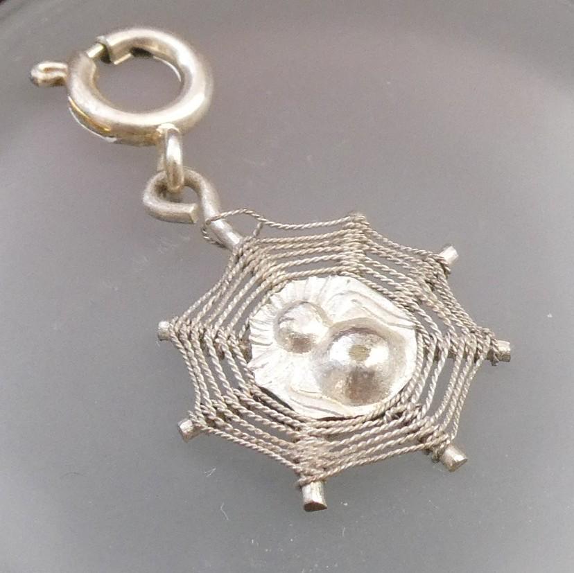 Vintage Silver Spider Charm Pendant for Bracelet Necklace Filigree Web Insect Charm